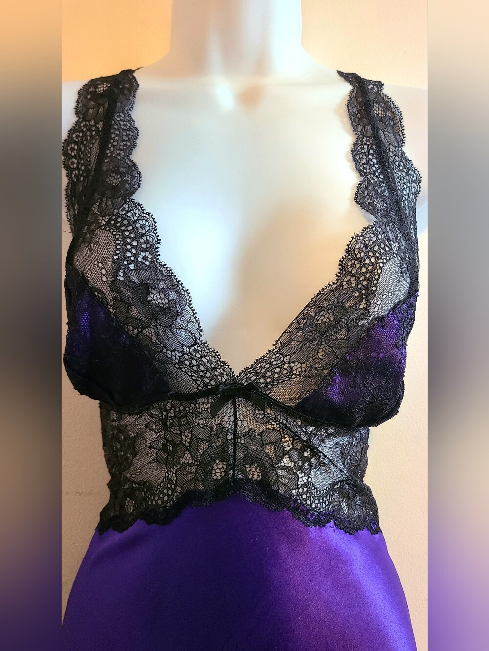 Y2K VICTORIA'S SECRET Lace-Trim Satin Chemise - Purple/Black